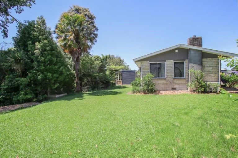 Photo of property in 23 Berkley Avenue, Hillcrest, Hamilton, 3216