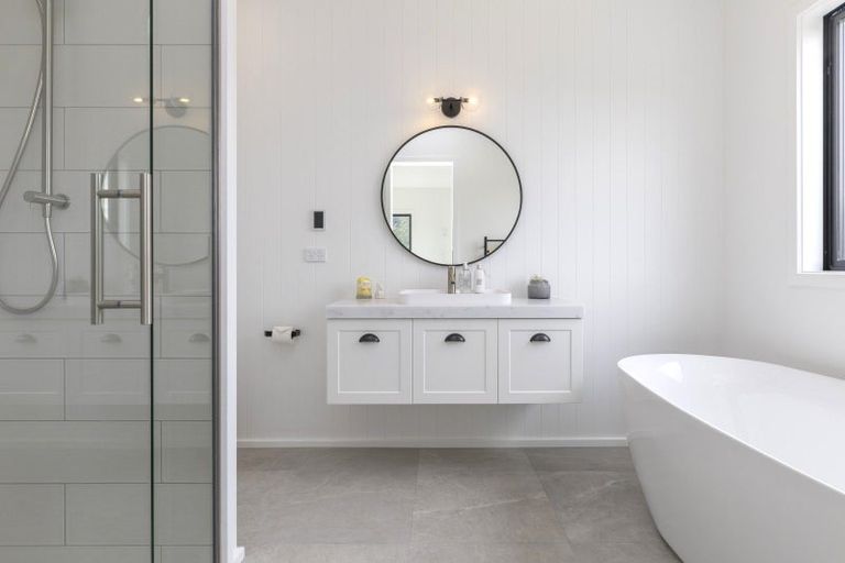 Photo of property in 47 Seven Oaks Drive, Kinloch, Taupo, 3377