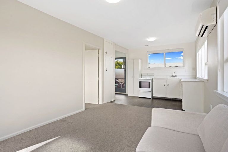 Photo of property in 1/374 Pages Road, Aranui, Christchurch, 8061