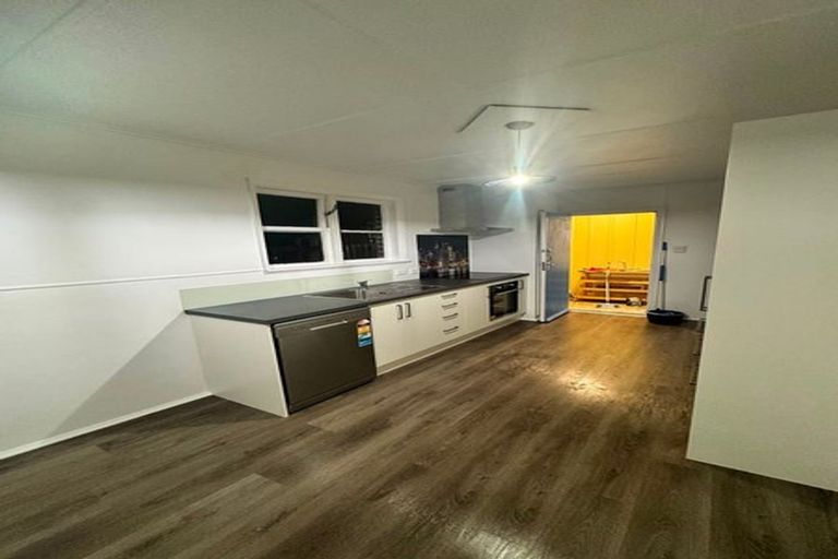 Photo of property in 35 Rangiora Avenue, Roslyn, Palmerston North, 4414