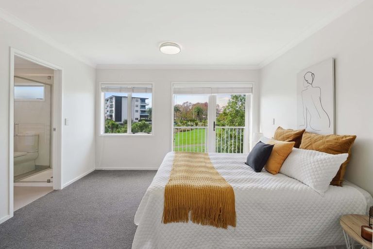 Photo of property in 8 Toheroa Street, Hobsonville, Auckland, 0616