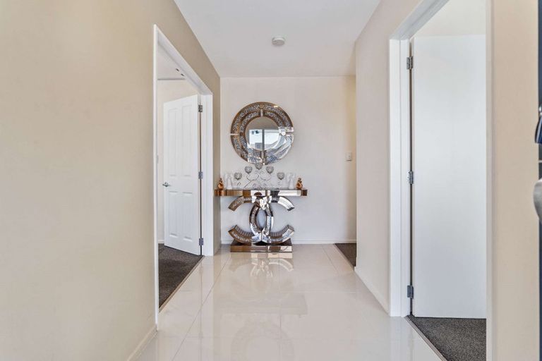 Photo of property in 17 Macartney Avenue, Halswell, Christchurch, 8025