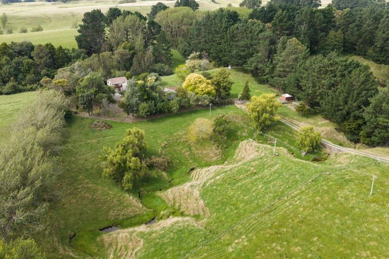 Photo of property in 815 Reid Line East, Bunnythorpe, Palmerston North, 4481