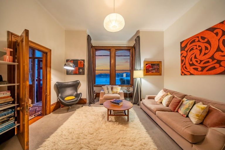 Photo of property in 55 Paremata Road, Paremata, Porirua, 5024