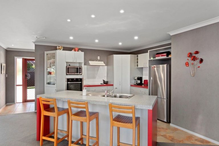 Photo of property in 2 Condor Drive, Pyes Pa, Tauranga, 3112