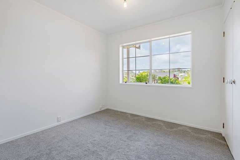 Photo of property in 49 Centorian Drive, Windsor Park, Auckland, 0632