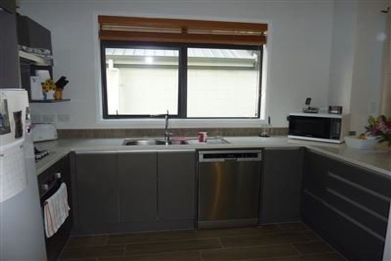 Photo of property in 12 Teal Way, Hobsonville, Auckland, 0616