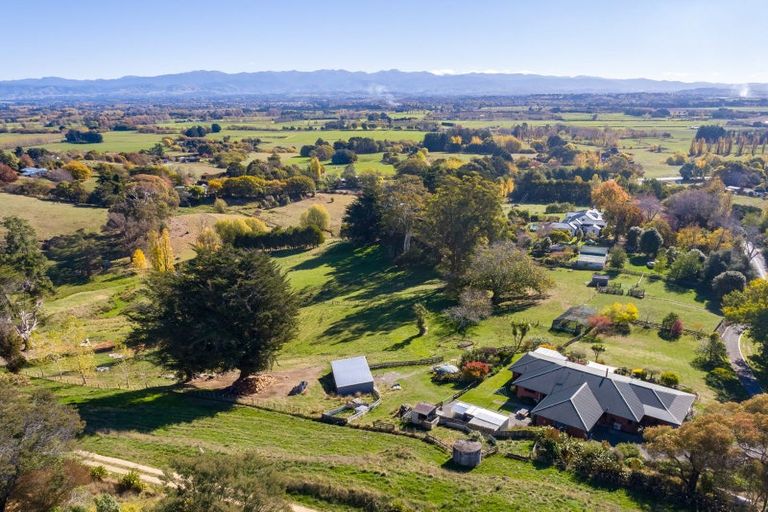 Photo of property in 252 Masterton Stronvar Road, Te Ore Ore, Masterton, 5890