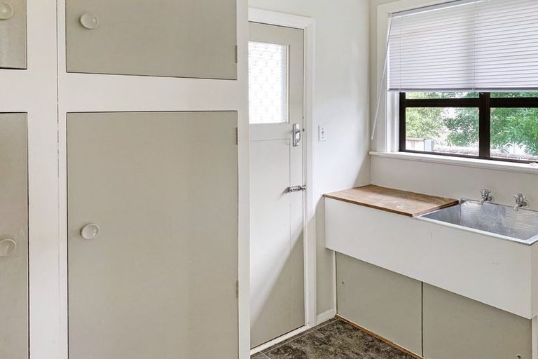 Photo of property in 18 Chester Street, Levin, 5510