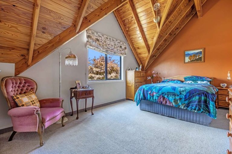 Photo of property in 2 Elmslie Place, Owhata, Rotorua, 3010