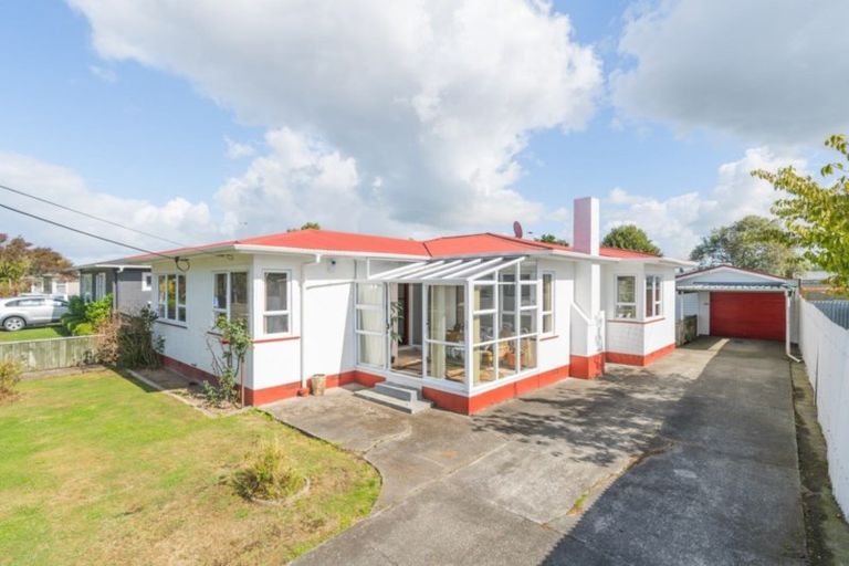 Photo of property in 53 Duff Crescent, Highbury, Palmerston North, 4412