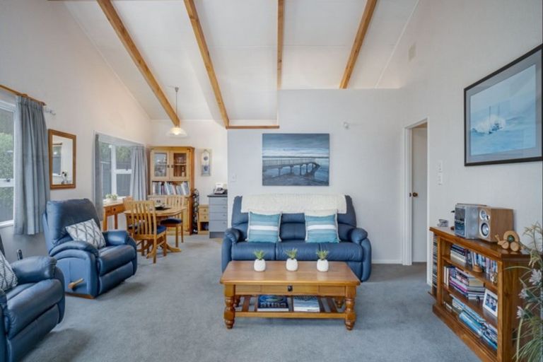 Photo of property in 2/3 Douglas Road, Wakatu, Nelson, 7011