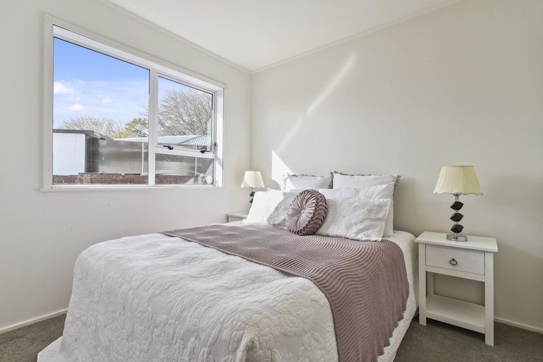 Photo of property in 18 Marybeth Place, Rosehill, Papakura, 2113