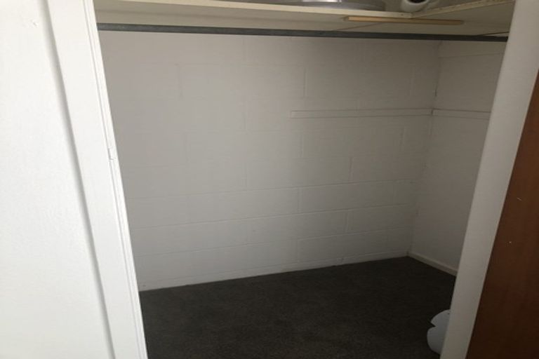 Photo of property in 6/106 West Coast Road, Glen Eden, Auckland, 0602