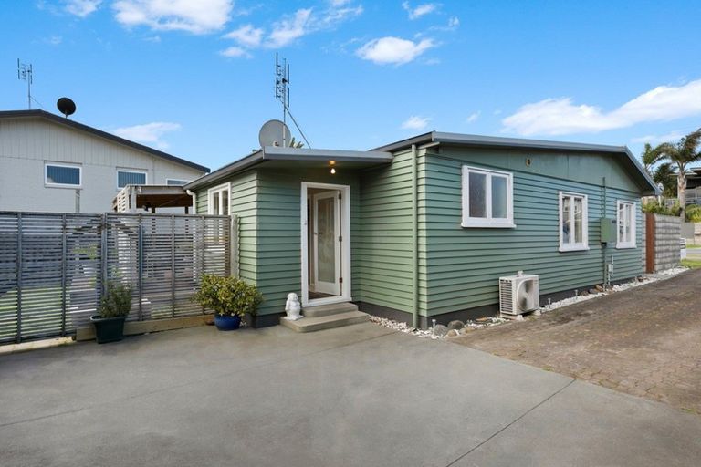 Photo of property in 32a Oceanbeach Road, Mount Maunganui, 3116