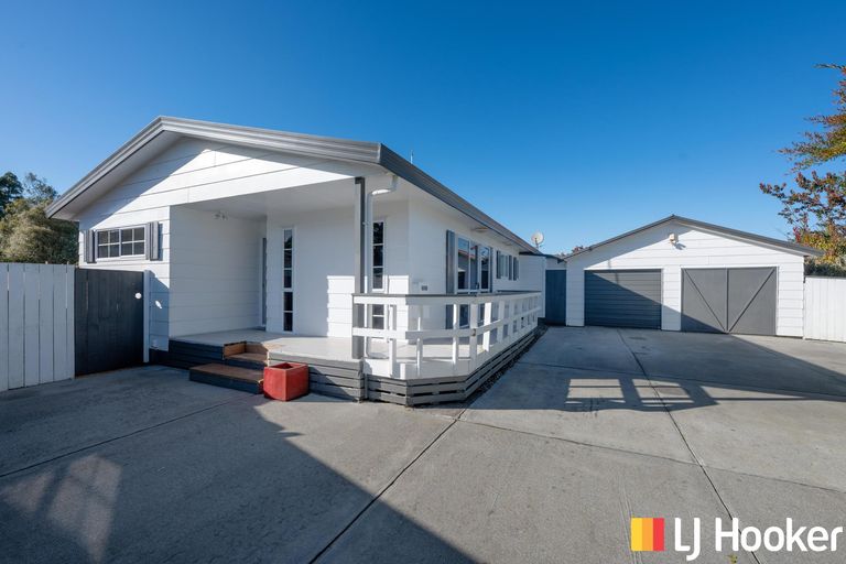 Photo of property in 15a Augustus Earle Place, Pukehangi, Rotorua, 3015