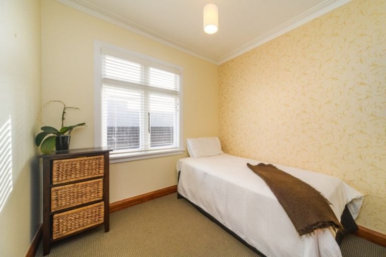 Photo of property in 42 Havill Street, Takaro, Palmerston North, 4410