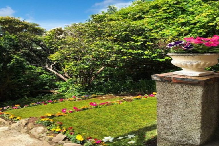 Photo of property in 42 Old Porirua Road, Ngaio, Wellington, 6035