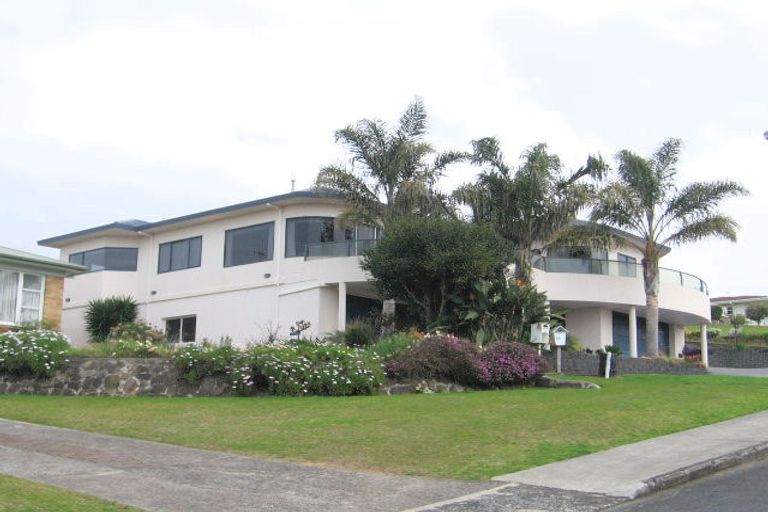 Photo of property in 24 Rutherford Street, Otumoetai, Tauranga, 3110
