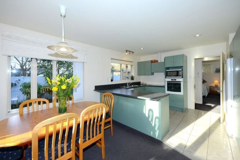 Photo of property in 2/74 Russley Road, Russley, Christchurch, 8042