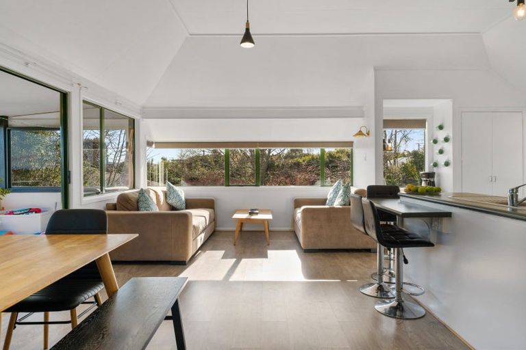 Photo of property in 3 Boundary Road, Waipahihi, Taupo, 3330