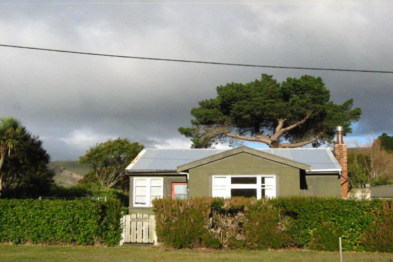 Photo of property in 40 Mihiwaka Road, Long Beach, Port Chalmers, 9081