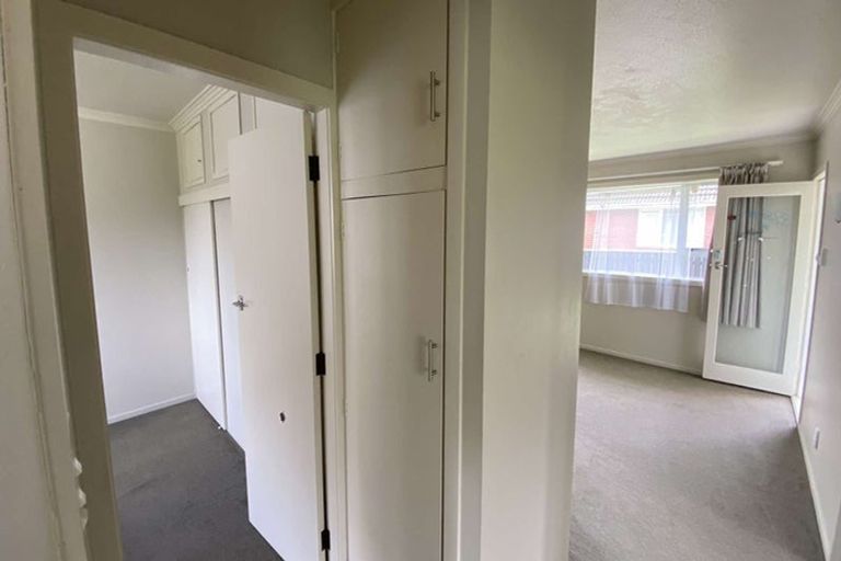 Photo of property in 5a Rosebank Avenue, Avalon, Lower Hutt, 5011