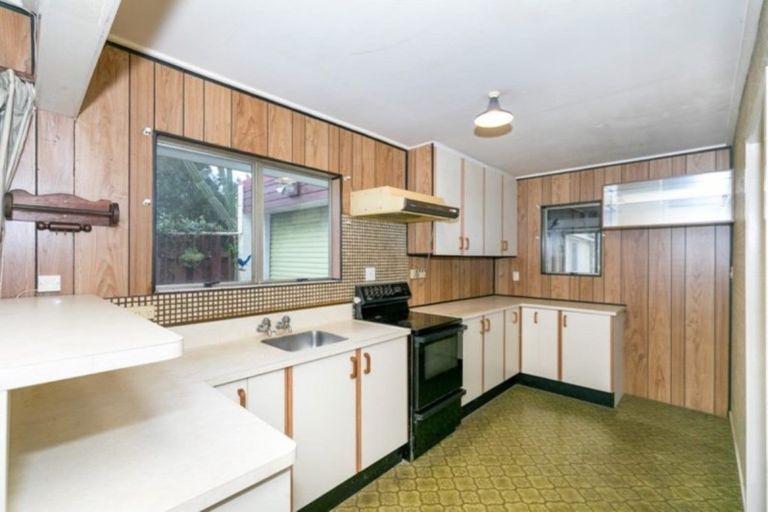 Photo of property in 33 Anthony Crescent, Bader, Hamilton, 3206