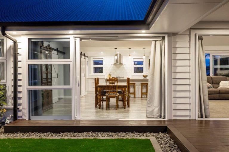 Photo of property in 1 Wahaika Way, Papamoa Beach, Papamoa, 3118