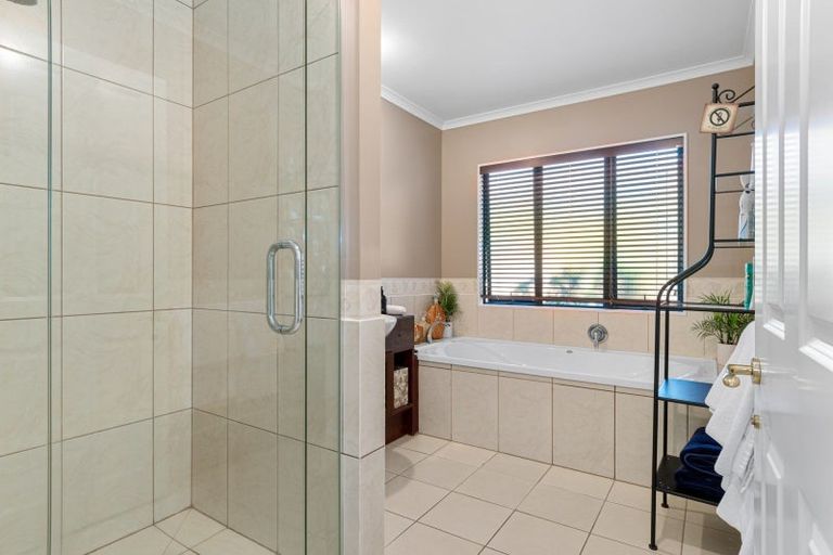 Photo of property in 64 Beaumaris Boulevard, Bethlehem, Tauranga, 3110