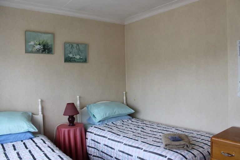 Photo of property in 114 Park Street, Winton, 9720