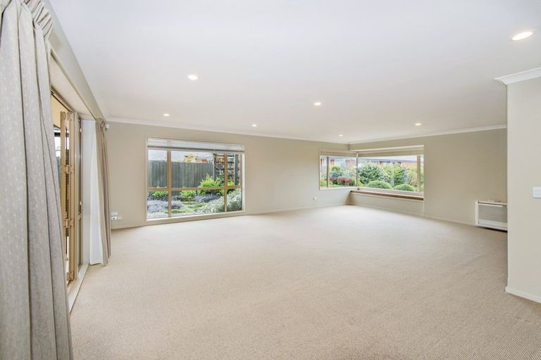 Photo of property in 1 Oldham Place, Darfield, 7510