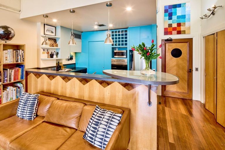 Photo of property in Dominion Apartments, 4/80 Victoria Street, Wellington Central, Wellington, 6011