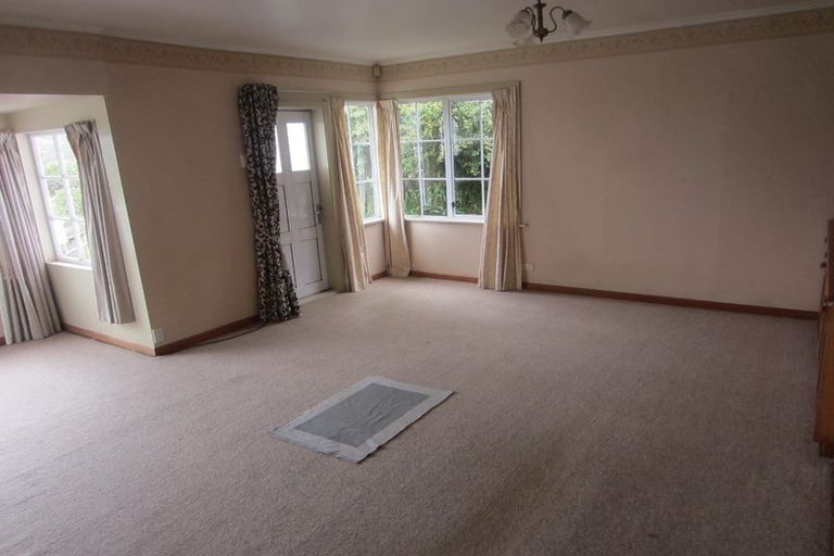 Photo of property in 62 Paremata Crescent, Paremata, Porirua, 5024