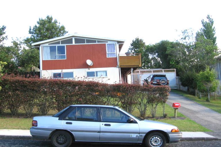Photo of property in 3 Infidel Place, Torbay, Auckland, 0630