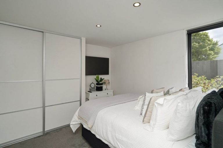 Photo of property in 4/275 Kilmore Street, Christchurch Central, Christchurch, 8011