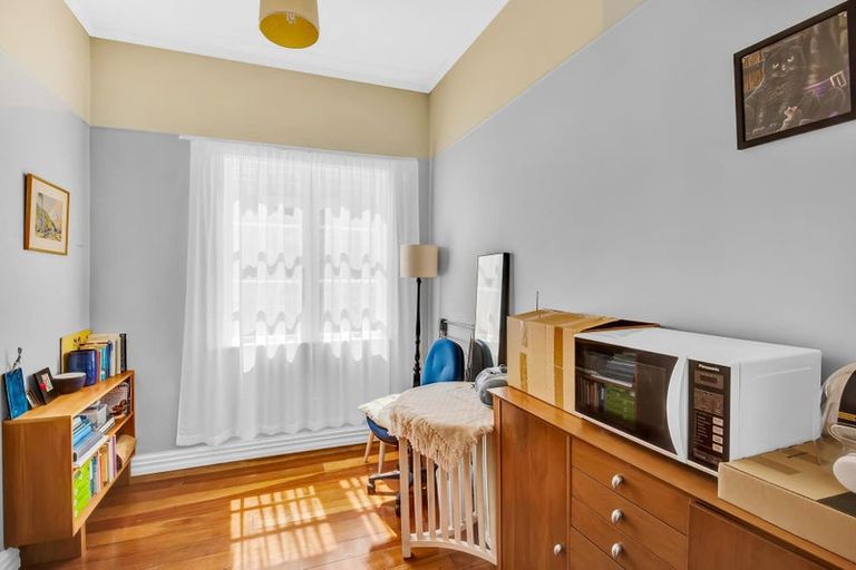 Photo of property in 24 Tory Street, Petone, Lower Hutt, 5012