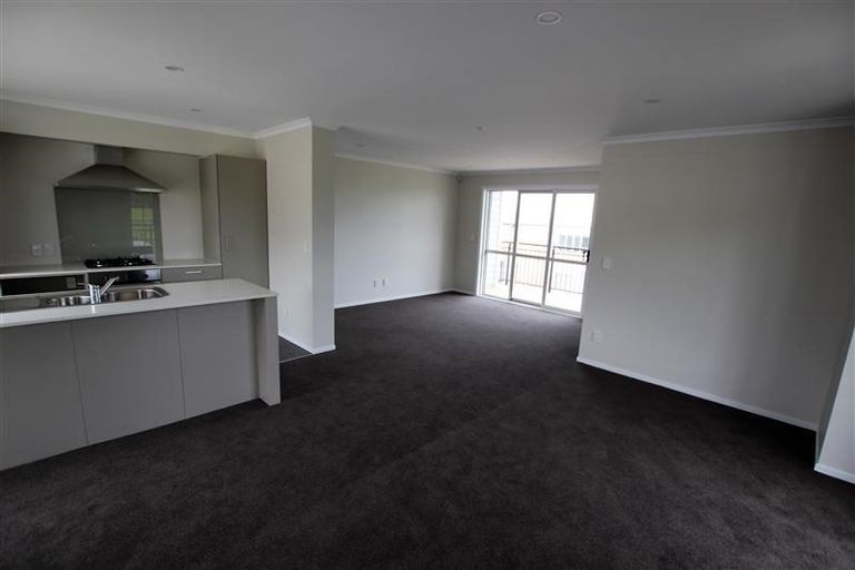 Photo of property in 40 Fernly Rise, Flat Bush, Auckland, 2019