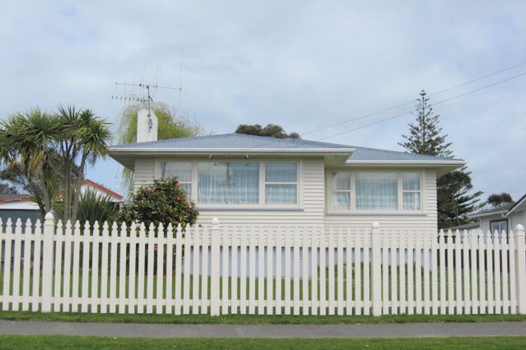 Photo of property in 84 Portal Street, Durie Hill, Whanganui, 4500