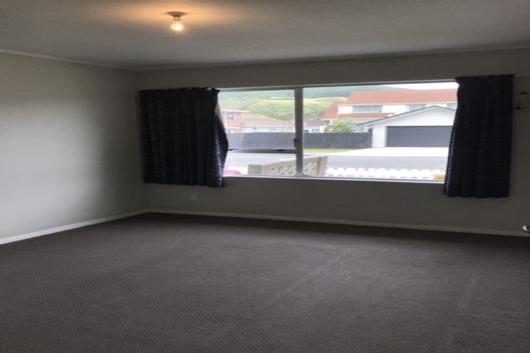 Photo of property in 21a Beauchamp Street, Tawa, Wellington, 5028