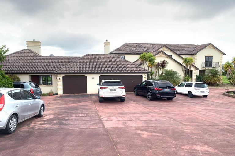 Photo of property in 28 Ockleston Landing, Hobsonville, Auckland, 0618