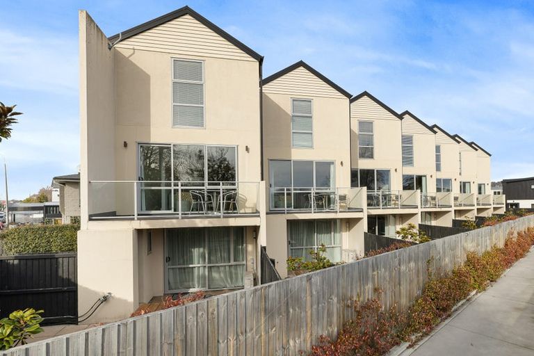 Photo of property in Merivale Manor Townhouse, 123b Papanui Road, Merivale, Christchurch, 8014