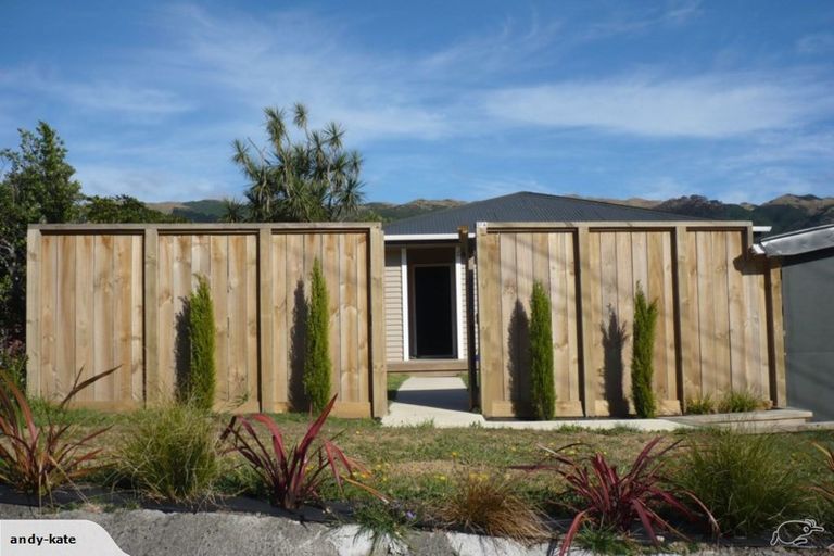 Photo of property in 57a Ranui Terrace, Tawa, Wellington, 5028