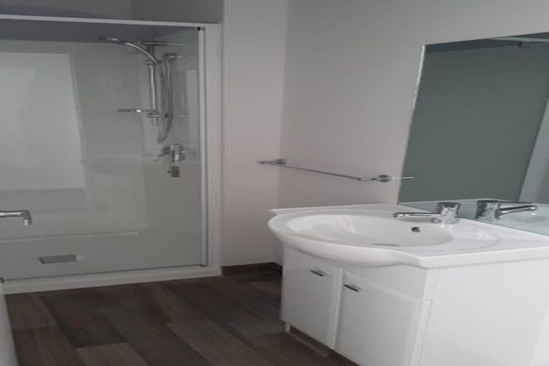 Photo of property in 120 Maidstone Road, Ilam, Christchurch, 8041