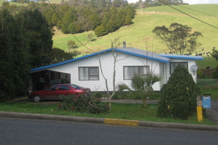 Photo of property in 88 Valley Road, Hikurangi, 0114