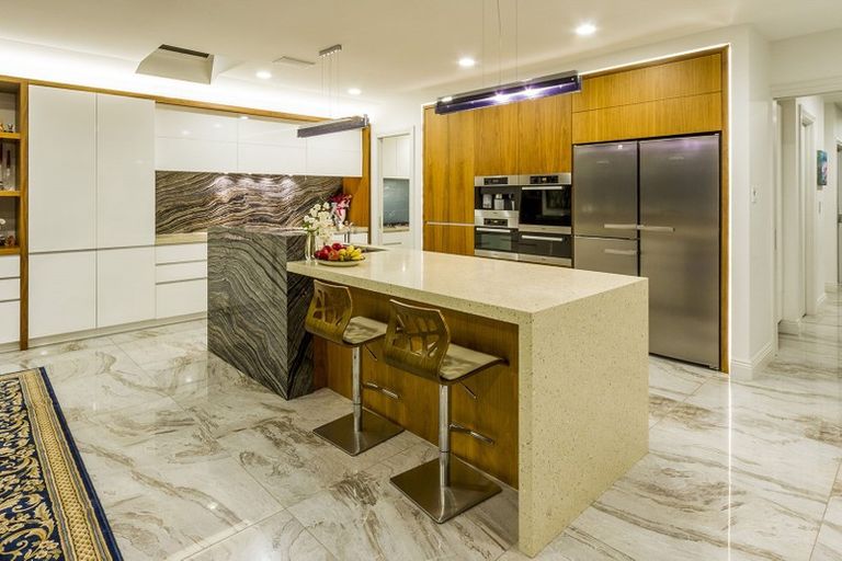 Photo of property in 2 Seacliffe Avenue, Belmont, Auckland, 0622