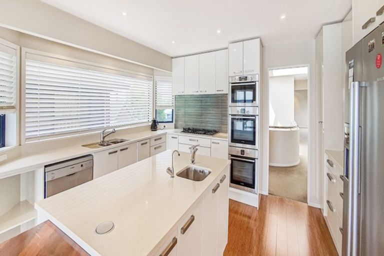 Photo of property in 84 Clovelly Road, Bucklands Beach, Auckland, 2012