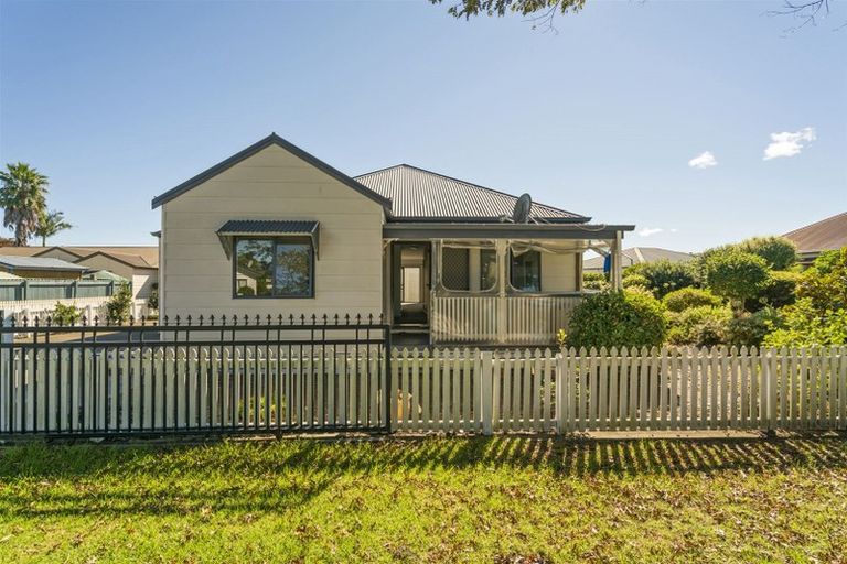 Photo of property in 3a Tudor Grove, Whitianga, 3510