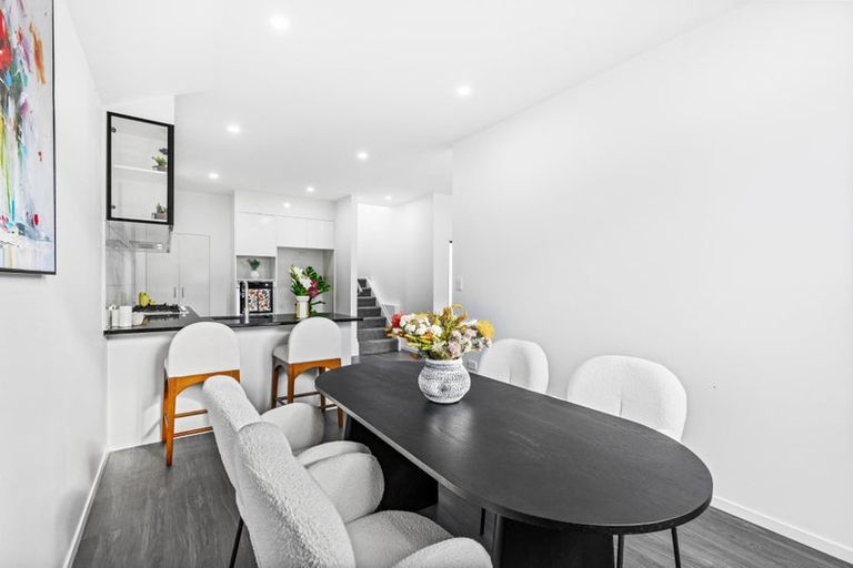 Photo of property in 39a Flaxdale Street, Birkdale, Auckland, 0626