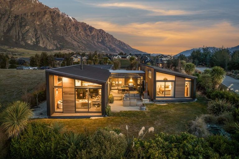 Photo of property in 6 Big Valley Drive, Jacks Point, Queenstown, 9371